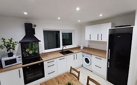 Lemon Apartment